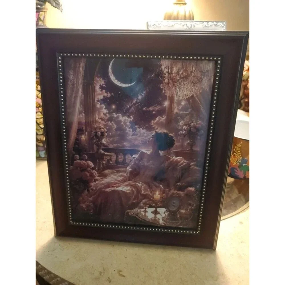 8x10 mahogany with gold dots trim frame
